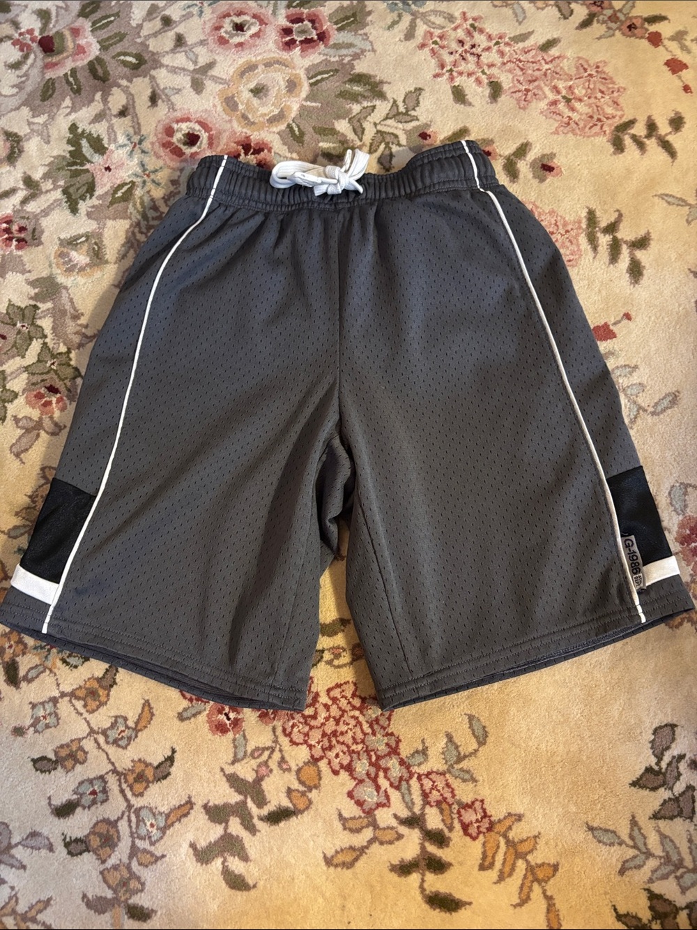 Boy’s Athletic Gap 1986 Mesh Shorts in Dark Gray with White Trim